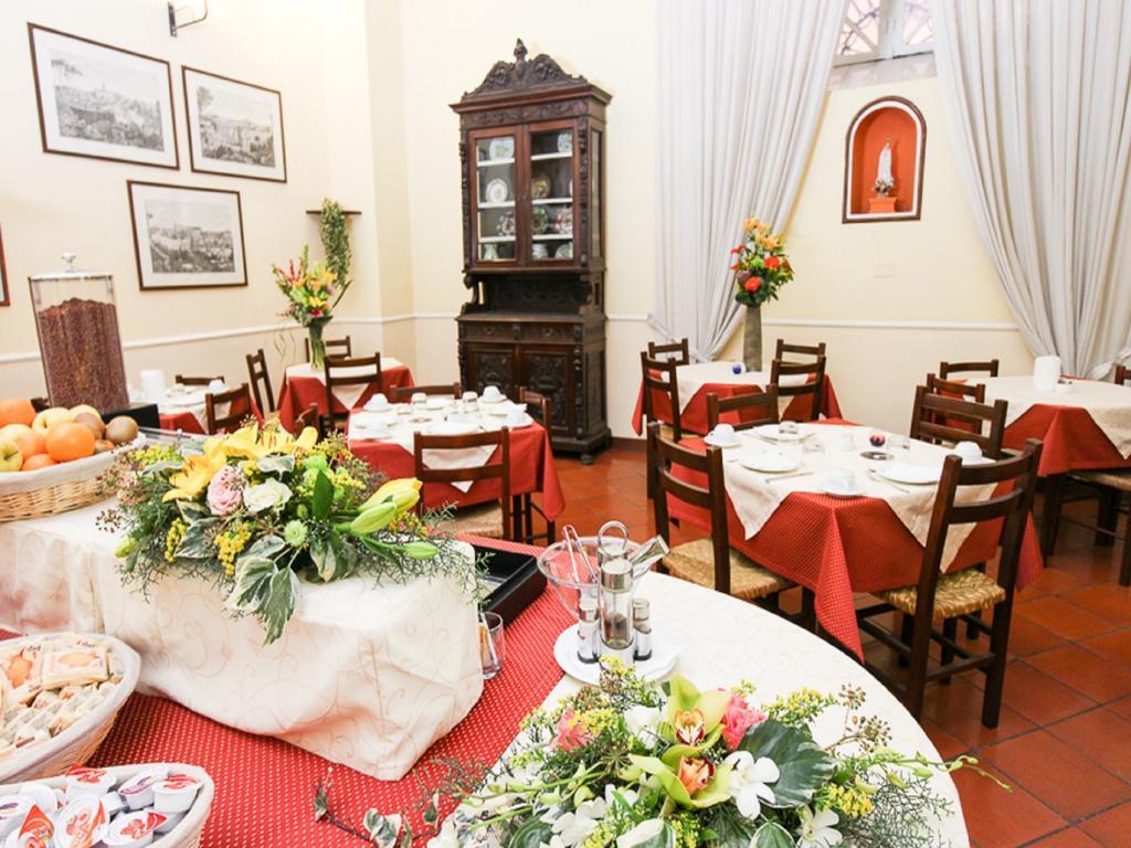 Casa Di Santa Francesca Romana A Ponte Rotto Екстериор снимка
