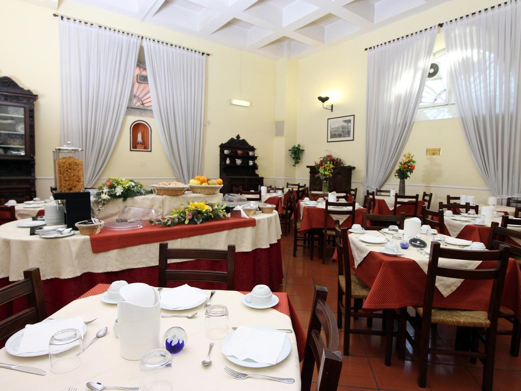 Casa Di Santa Francesca Romana A Ponte Rotto Екстериор снимка